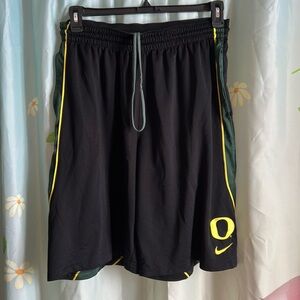 Nike Oregon Ducks Logo Lightweight Performance Shorts
